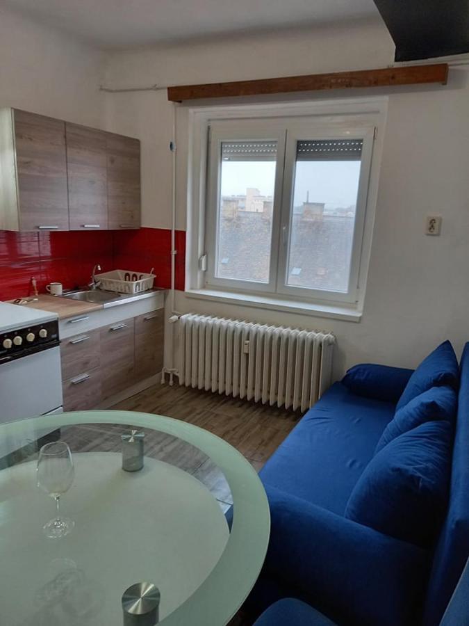 Aha Lägenhet Debrecen Exteriör bild